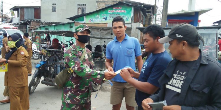 Kegiatan Pendisiplinan Protokol Kesehatan Diwilayah Tanjung Balai Oleh Personel Jajaran Kodim 0208/Asahan Melalui Koramil 08/Pulau Buaya Kegiatan Pendisiplinan Protokol Kesehatan Diwilayah Tanjung Balai Oleh Personel Jajaran Kodim 0208/Asahan Melalui Koramil 08/Pulau Buaya