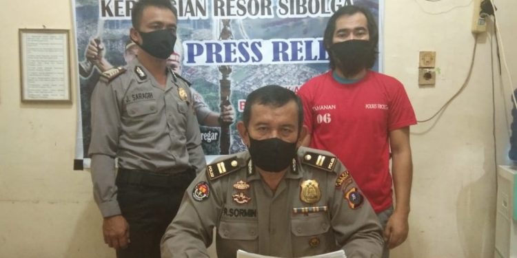 Didatangi Polisi, Ayah 9 Anak Buang Sabu ke Tanah, 1 Paket Disembunyikan di Casing Hp Rusak