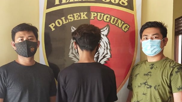Remaja Penadah HP Ditangkap di Merak Banten Remaja Penadah HP Ditangkap di Merak Banten
