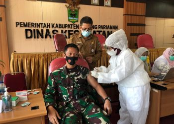 Dandim Pariaman Yakinkan Vaksin Covid-19 Aman dan Halal Bagi Masyarakat