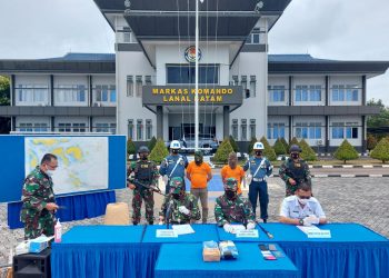 TNI AL Gagalkan Penyeludupan 4 Kilo Sabu Dari Malaysia, Dua Orang Diamankan