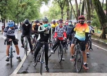 Bangun Semangat Kerja di Awal 2021, Pangdam I/BB Gowes Bersama Direksi PTPN 2