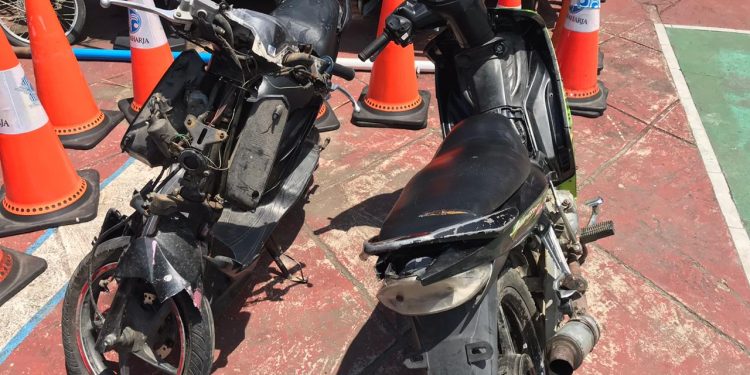 Naik Yamaha Jupiter Bonceng Tiga, Tabrak Cewek di Dekat Pantai Ujung Sibolga