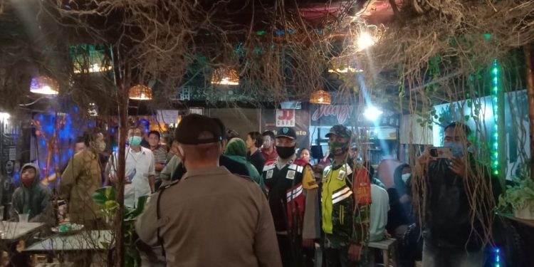 Masuk Dalam Zona Hijau Covid-19, Polres Simalungun Perketat PPKM Mikro dengan Operasi Yustisi Malam Hari