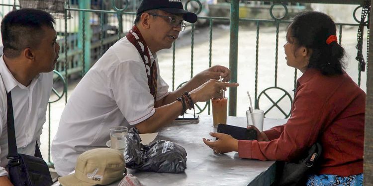 Curhatan Guru Honorer Labusel Tentang Perjuangannya Kepada Sihar Curhatan Guru Honorer Labusel Tentang Perjuangannya Kepada Sihar