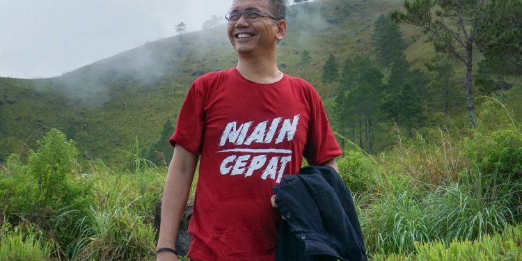 Jalan Santai Bersama DJOSS, Sihar Ajak Warga Hidup Sehat