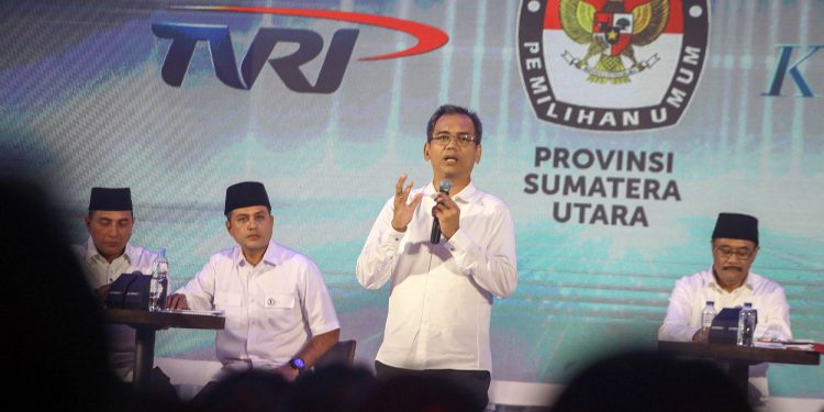 Jelang Debat Publik Kedua, Sihar Ajak Masyarakat Jeli Menilai Jawaban Paslon Jelang Debat Publik Kedua, Sihar Ajak Masyarakat Jeli Menilai Jawaban Paslon