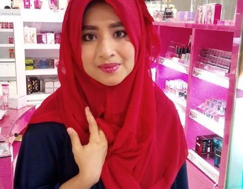 Seorang Suami Gantikan Peran Istri Setelah Tonton Video Pelakor. Pengalamannya Malah Viral.. Seorang Suami Gantikan Peran Istri Setelah Tonton Video Pelakor. Pengalamannya Malah Viral..