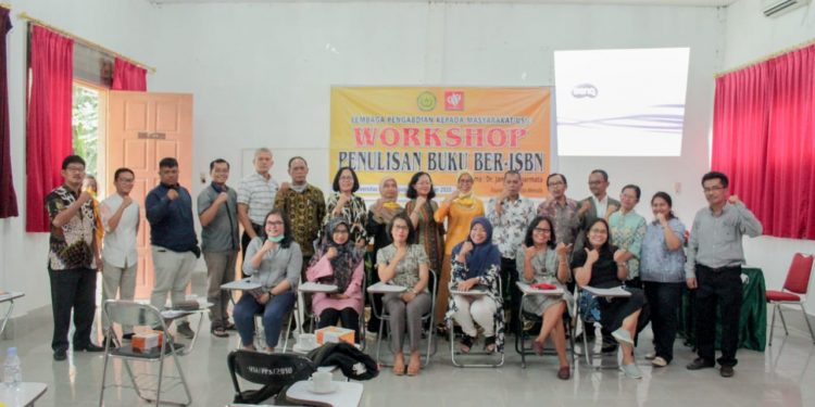 LPM-USI Gelar Workshop Penulisan Buku ber-ISBN Kepada Sejumlah Dosen LPM-USI Gelar Workshop Penulisan Buku ber-ISBN Kepada Sejumlah Dosen