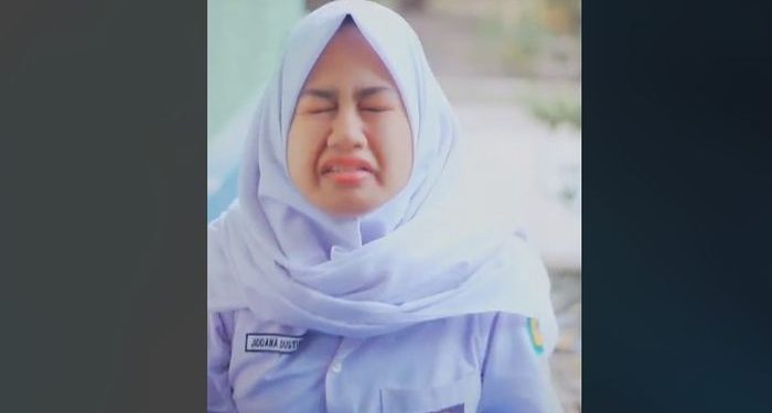 Hasim! Bersin di Tiktok Bawa Berkah Bagi Sisiwi SMA Cantik ini Hasim! Bersin di Tiktok Bawa Berkah Bagi Sisiwi SMA Cantik ini