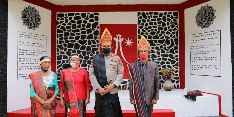 Ingat Leluhur dan Lestarikan Budaya, Kapolda Sumut Kunjungi Istana Raja Sisingamangaraja di Bakkara