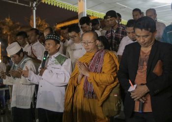 Aksi 2.000 Lilin di Medan, Warga Tolak Aksi Teror dan Paham Radikal