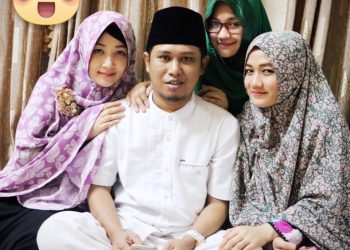 Hidup Rukun Dengan Tiga Istri Cantik di Satu Atap, Fadil Muzakki jadi Perhatian. Apa Rahasianya??? Hidup Rukun Dengan Tiga Istri Cantik di Satu Atap, Fadil Muzakki jadi Perhatian. Apa Rahasianya???