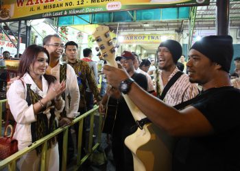 Nyanyikan Lagu Anji untuk Sihar, Ini Pesan Pengamen Ketika Djoss Pimpin Sumut