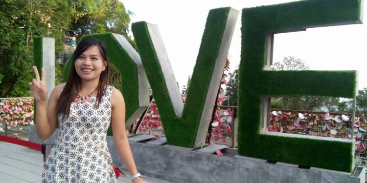 Merantau ke Malaysia, Santi Restauli Simbolon Ditemukan Tewas di Dalam Lemari. Diduga Dibunuh Teman Prianya.. Merantau ke Malaysia, Santi Restauli Simbolon Ditemukan Tewas di Dalam Lemari. Diduga Dibunuh Teman Prianya..