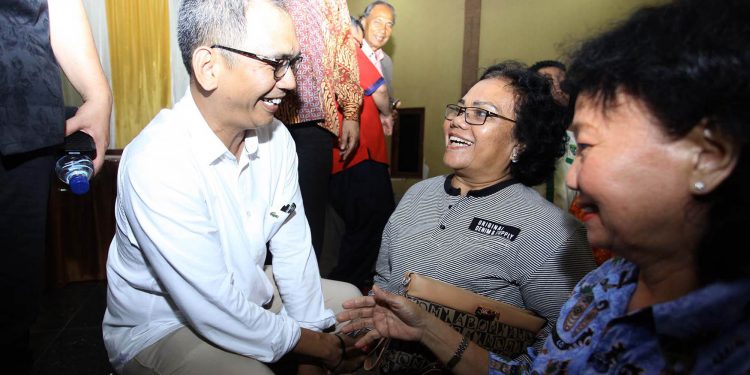 Sihar Janji Akan Perhemat Anggaran, Dialokasikan untuk Kesejahteraan Warga Sihar Janji Akan Perhemat Anggaran, Dialokasikan untuk Kesejahteraan Warga