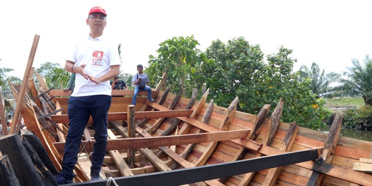 Kian Hari Bakan Baku Pembuatan Kapal Makin Sulit Didapat, Warga Curhat ke Sihar