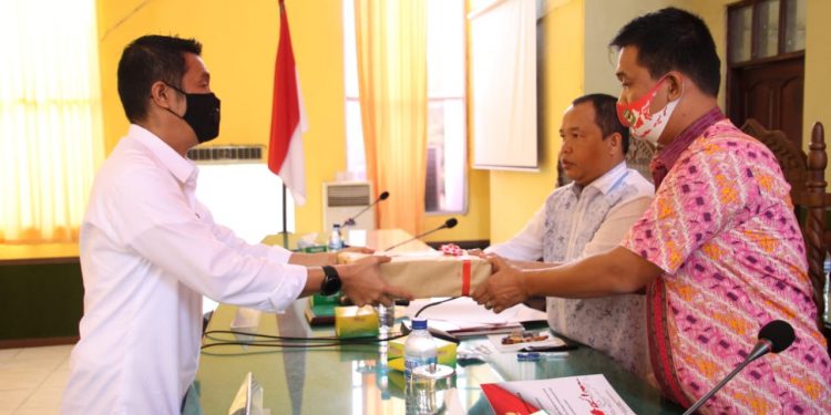 Walikota Siantar Sampaikan Pengantar Nota Keuangan R-APBD 2021