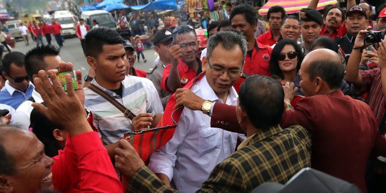 Warga Lintong Ni Huta: Mana Mungkin ke Lain Hati, Cuma Sihar Pilihan Kami Warga Lintong Ni Huta: Mana Mungkin ke Lain Hati, Cuma Sihar Pilihan Kami