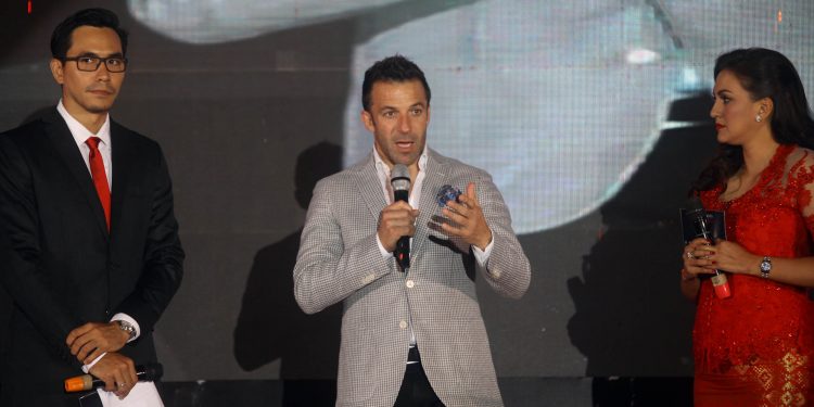 Pesan Cinta Del Piero untuk Saudara Kita di Kaki Sinabung Pesan Cinta Del Piero untuk Saudara Kita di Kaki Sinabung