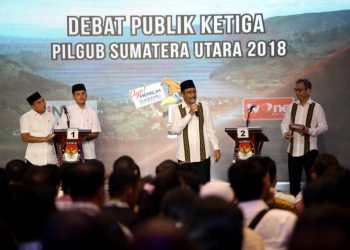 Bahas Korupsi Massal di Debat Publik Ketiga, Djarot Minta Maaf Sebut Nama Ijeck