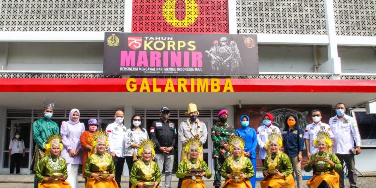 Sarang Petarung Harimau Putih Dikunjungi Wakil Ketua DPD RI, Letjen TNI Marinir (Purn) DR Nono Sampono Sarang Petarung Harimau Putih Dikunjungi Wakil Ketua DPD RI, Letjen TNI Marinir (Purn) DR Nono Sampono