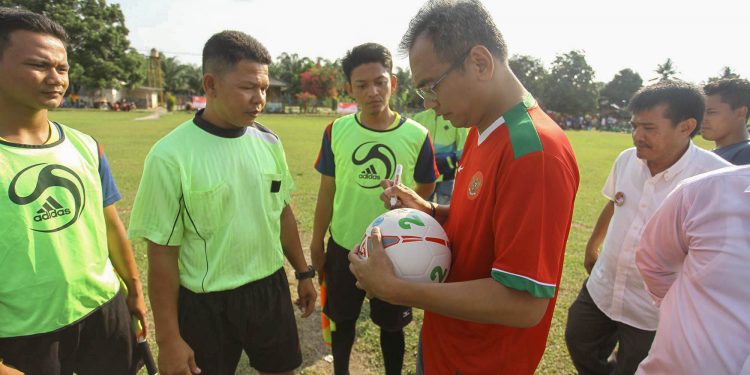 Inilah Pesan Sihar Untuk Insan Sepak Bola Inilah Pesan Sihar Untuk Insan Sepak Bola