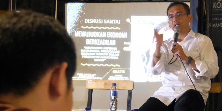 Menjawab Persoalan Tenaga Kerja, Sihar: Djoss Hadir Menciptakan SDM Berdaya Saing Menjawab Persoalan Tenaga Kerja, Sihar: Djoss Hadir Menciptakan SDM Berdaya Saing
