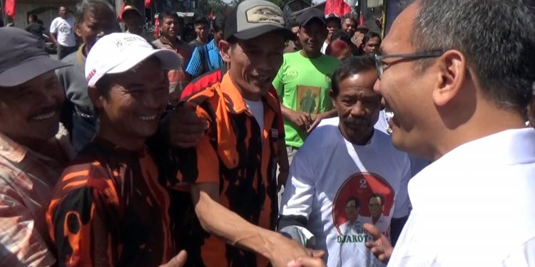 Kunjungi Dairi, Sihar dan Anggota PP Foto Bareng dengan Suasana Penuh Keakraban