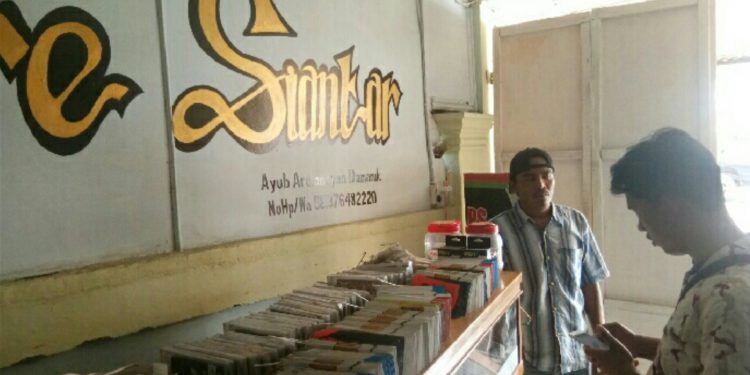 Sekali Beraksi, Maling Gasak 40 Unit HP di Jalan Sudirman