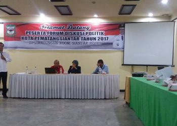 Kesbang Pol  Gelar Forum Diskusi  Politik Di Siantar Hotel
