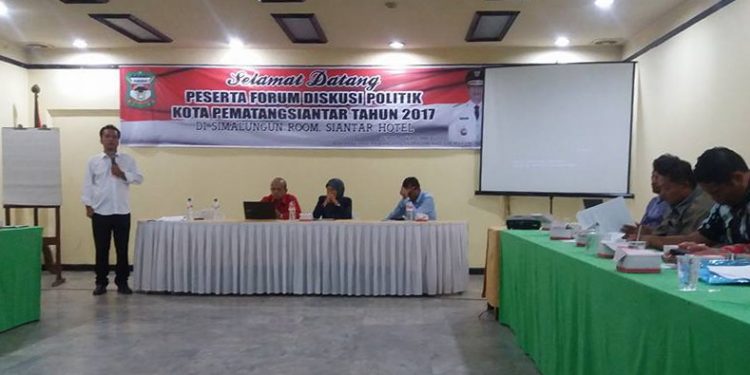 Kesbang Pol Gelar Forum Diskusi Politik Di Siantar Hotel Kesbang Pol Gelar Forum Diskusi Politik Di Siantar Hotel