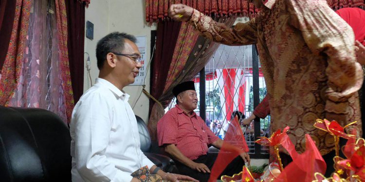 Sihar Kagumi Sosok Almarhum Abdullah Eteng