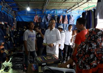 Susilawati Tidak Sadar Pria yang Beli Dagangannya Sihar Sitorus