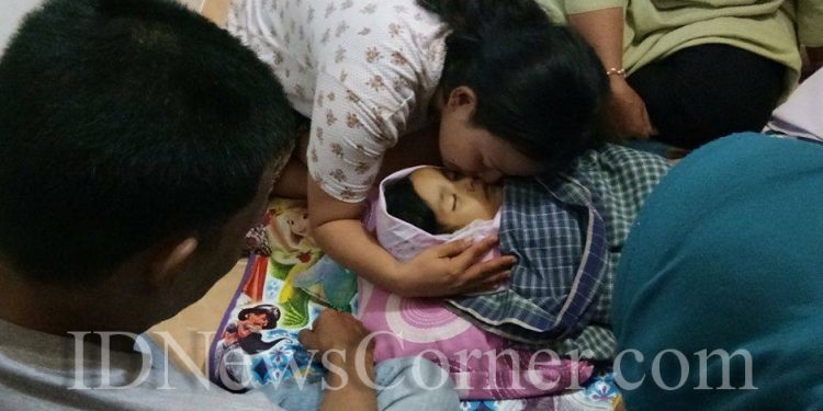 Biadab, Seorang Kakek Tikami Cucunya yang Masih Balita. Kejadian saat Komplek Sepi dan Warga Tengah Sholat Jumat Biadab, Seorang Kakek Tikami Cucunya yang Masih Balita. Kejadian saat Komplek Sepi dan Warga Tengah Sholat Jumat