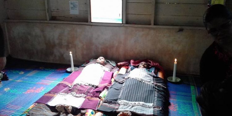 Sehidup Semati. Jenazah Manullang dan Boru Purba, Sepasang Suami Istri ini Disemayamkan Berdampingan