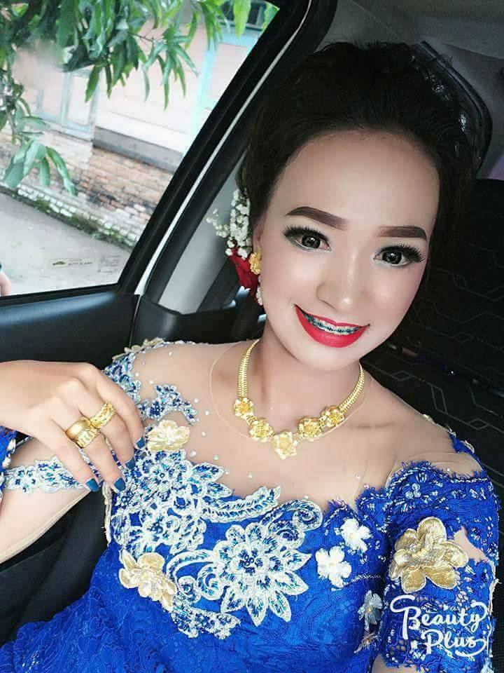 Alamak, Sangge-sangge Jilid II. Tali Bra- nya Terbuat dari Emas....