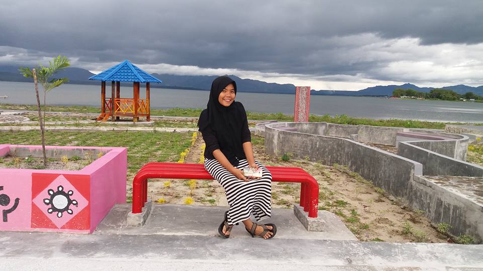 Tangisan Ani Pecah. Anggi Syahputri Tanjung, Putrinya Tewas Bersimbah Darah... Tangisan Ani Pecah. Anggi Syahputri Tanjung, Putrinya Tewas Bersimbah Darah...