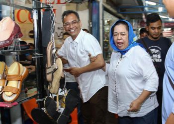 Wanita Ini Buat Sihar Jadi Pusat Perhatian di Pajak USU Baru