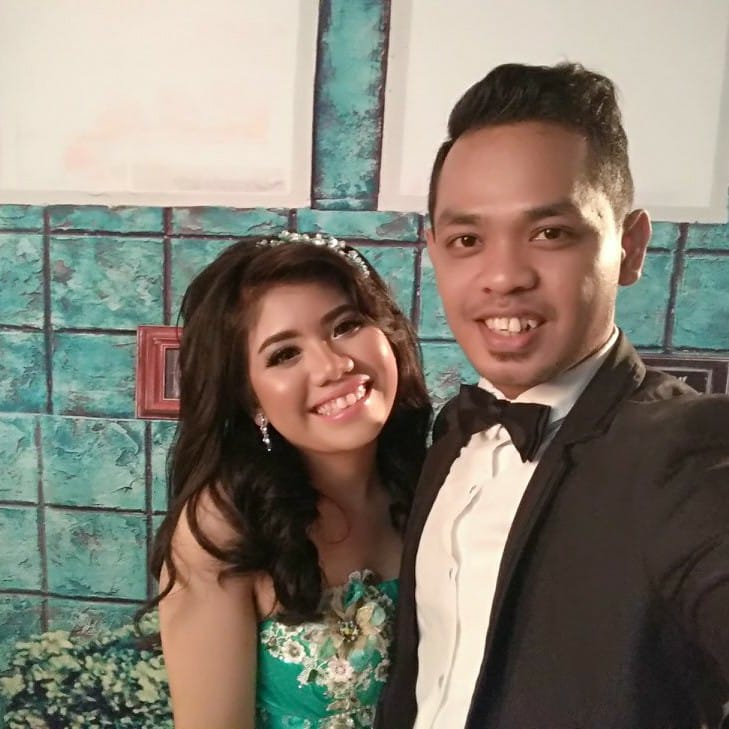 Pernikahannya Batal, Padahal Undangan Siap Edar. Curhat Calon Istri dan Sahabat Menguras Airmata Netizen... Pernikahannya Batal, Padahal Undangan Siap Edar. Curhat Calon Istri dan Sahabat Menguras Airmata Netizen...