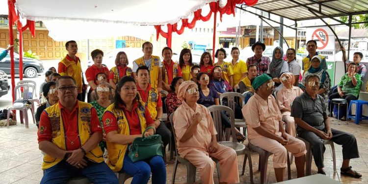 Lions Club Berbagi, 45 Orang Warga Jalani Operasi Mata Katarak Gratis Lions Club Berbagi, 45 Orang Warga Jalani Operasi Mata Katarak Gratis