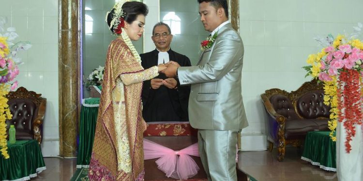 Usai Menikah Susi Juliana Simanjuntak Tinggal di Medan. Lucen bersama Erlinda Kembali ke Duri