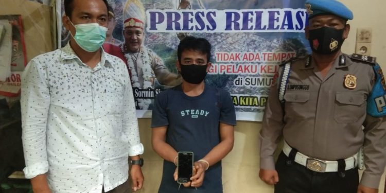 Napi Bebas Asimilasi Masuk ke Rumah Warga dari Jendela, Pas Keluar Langsung Ditangkap Warga