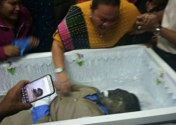 Jerit Tangis Keluarga Menyambut Jenazah Justinus Sinaga di Siantar. Driver Grab yang Dibunuh di Bogor