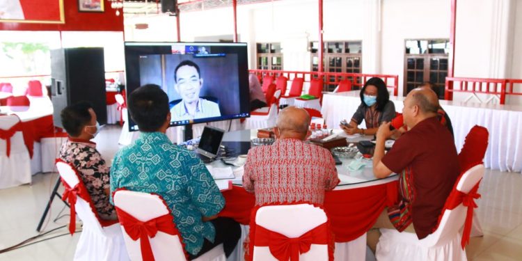 Bincang Bersama Alumni STPMD Yogyakarta Diikuti Bupati Taput Lewat Zoom