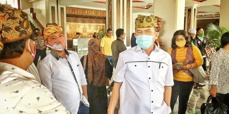 Bacalon Bupati WD-BISA Imbau Seluruh Tim dan Simpatisan ikuti Protokol Kesehatan Bacalon Bupati WD-BISA Imbau Seluruh Tim dan Simpatisan ikuti Protokol Kesehatan