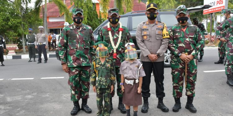 Perkokoh Sinergitas TNI-Polri, Pangdam I/BB Kunjungi Polres Sibolga Perkokoh Sinergitas TNI-Polri, Pangdam I/BB Kunjungi Polres Sibolga