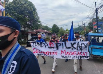 Kelompok Cipayung Demo Minta Pilkada Ditunda