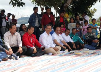 Warga Hutagurgur Mengadu ke Sihar, Terkadang Harga Nanas Sipahutar tak Semanis Rasanya
