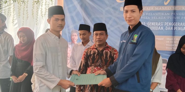 Ikatan Remaja Masjid (IRM) Kecamatan Labuhan Deli Gelar 1 Muharam 1444 H dan Lantik Pengurus IRM Desa Telaga Tujuh